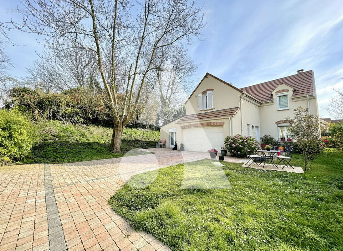 Maison à SOISY-SOUS-MONTMORENCY