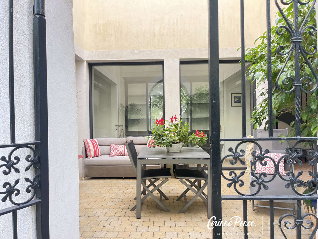 Appartement à NIMES