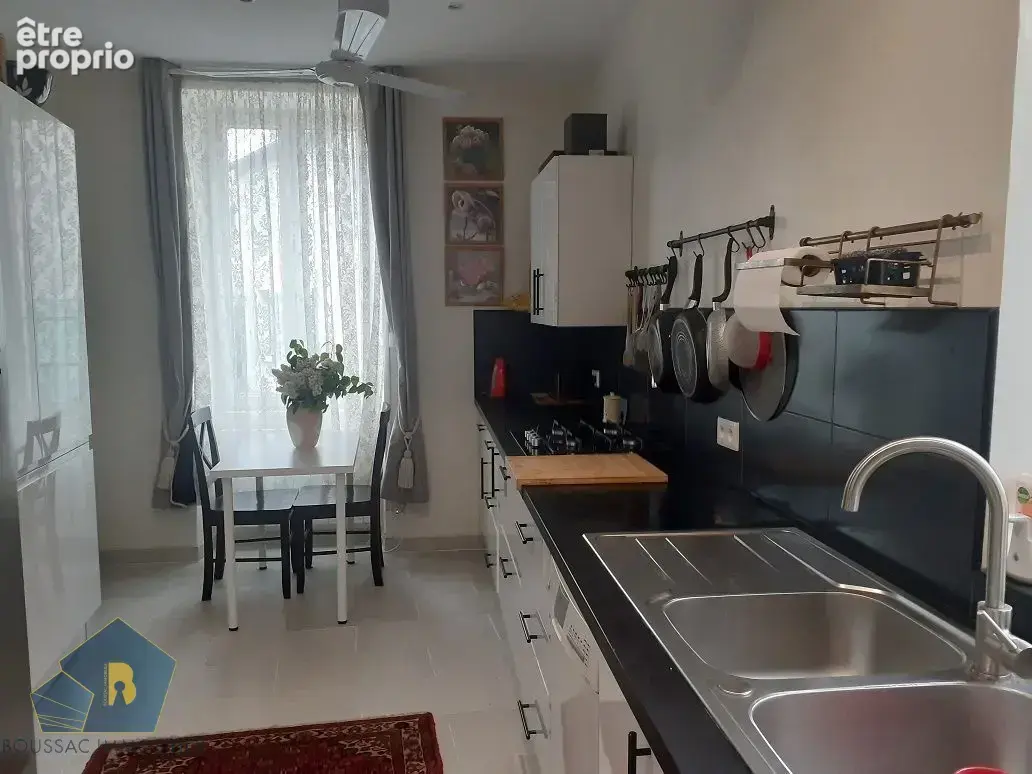 Maison 177 m² à Saint-Silvain-Sous-Toulx  - photo 5