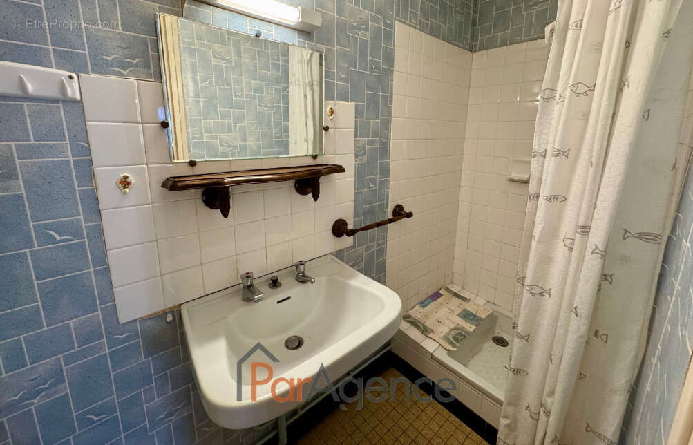 Maison à VAUX-SUR-MER