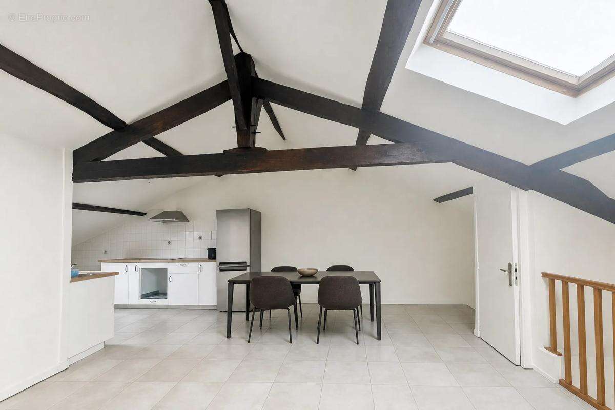 Appartement à CORBEIL-ESSONNES