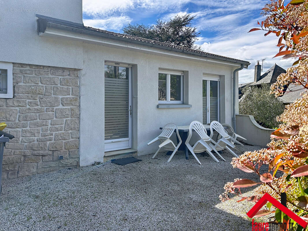 Maison à LARCHE