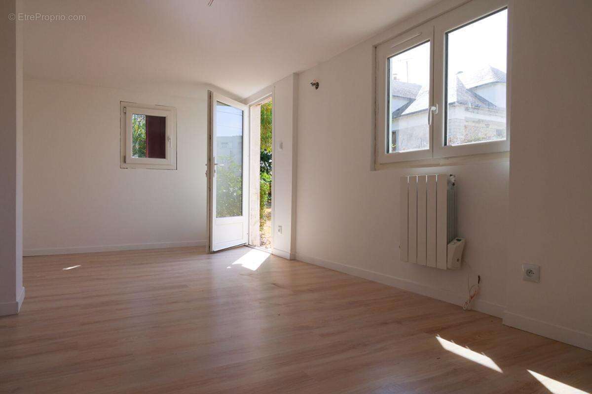 Maison à COSNE-COURS-SUR-LOIRE