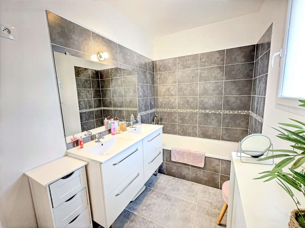 Maison à MAUSSANE-LES-ALPILLES