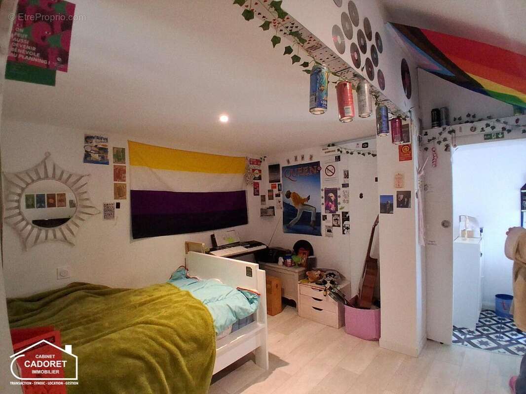   - Maison à PAIMBOEUF