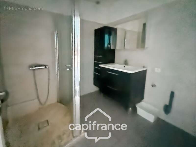 Maison à CARQUEIRANNE