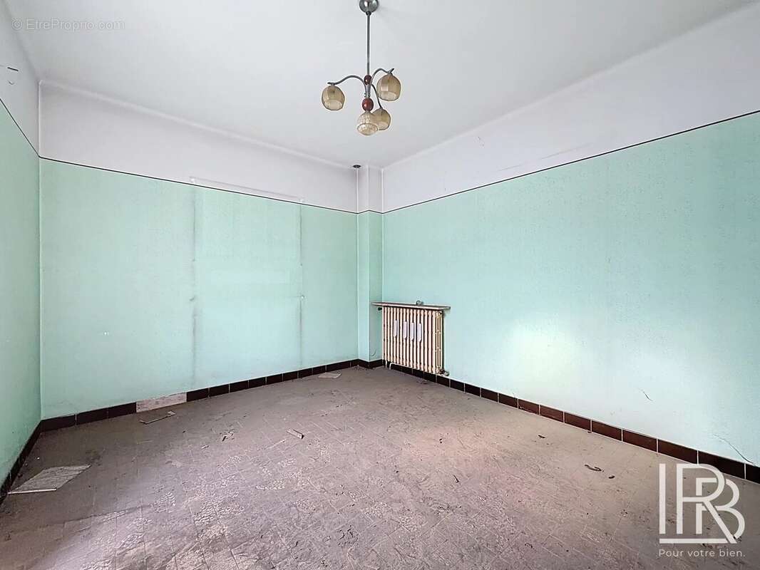 Appartement à MARSEILLE-11E