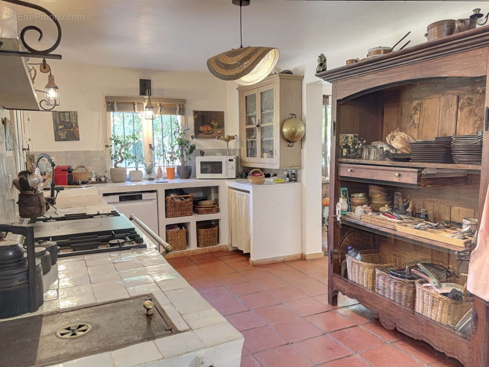 Maison à LA GARDE-FREINET