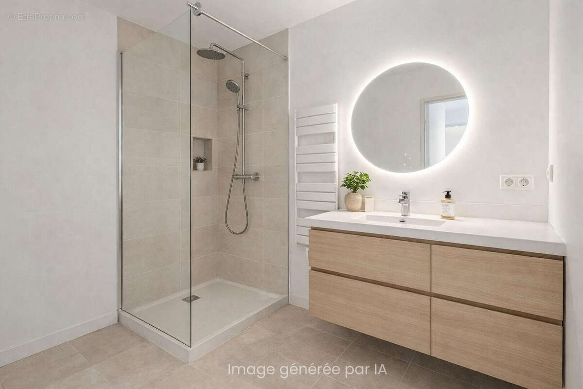 Appartement à PARIS-17E