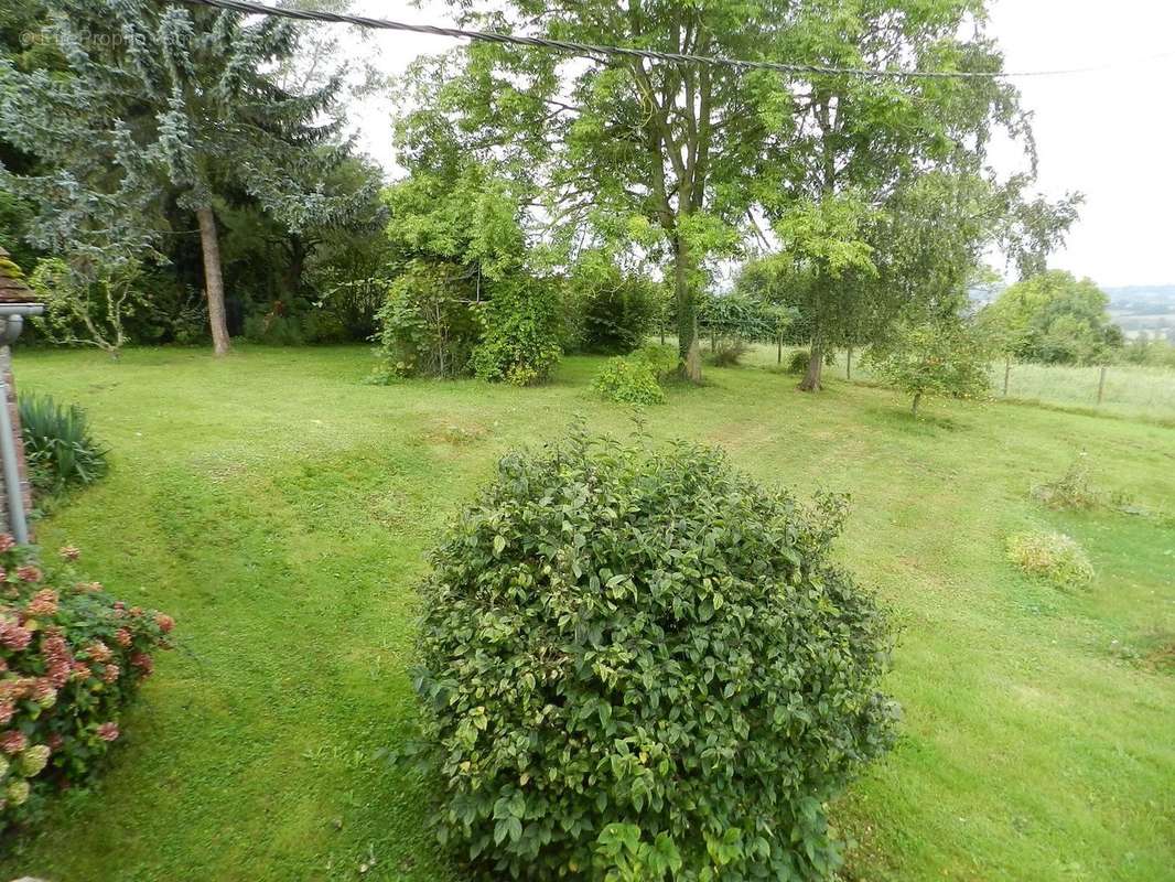 Maison à SAINT-PIERRE-SUR-DIVES