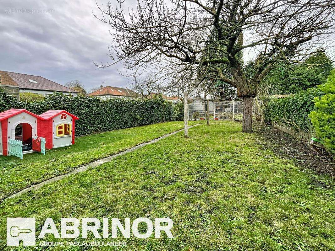 Charmante maison 1930 – 125 m² – Exposition Sud-Ouest - photo 13