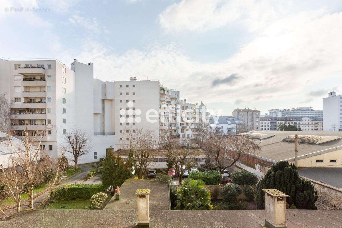 Appartement à MONTROUGE