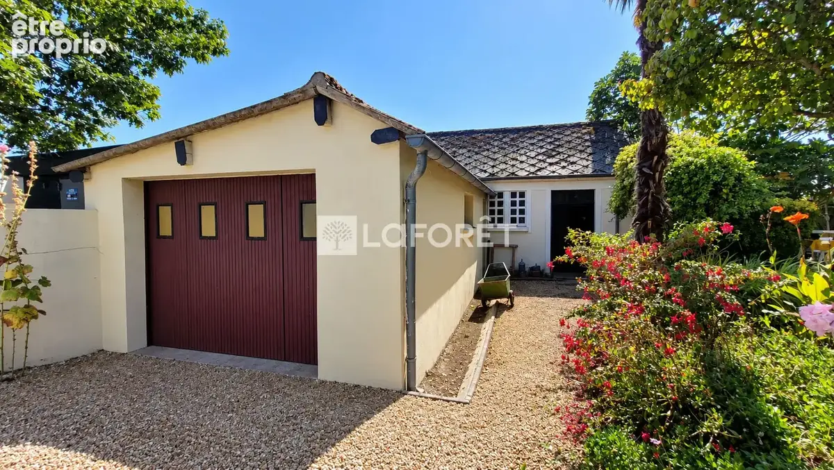 À Plourhan, une maison de caractère où tout se fait à pied - photo 3