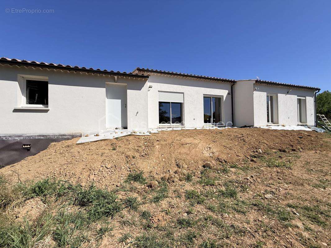 Maison à GREOUX-LES-BAINS
