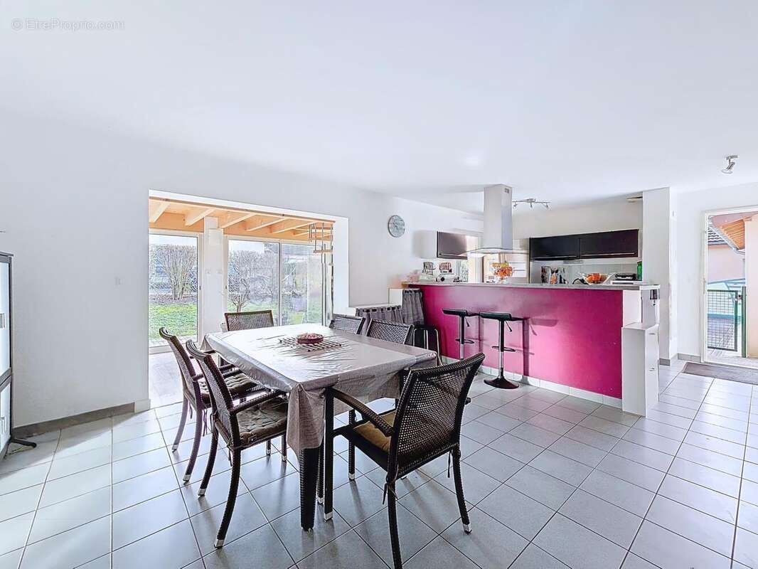 Photo 2 - Maison à ANTHON