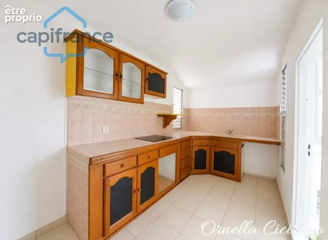 Appartement à vendre Petit-Bourg Bourg – 86 m² – 3 chambres + espace modulable – Parking - photo 2