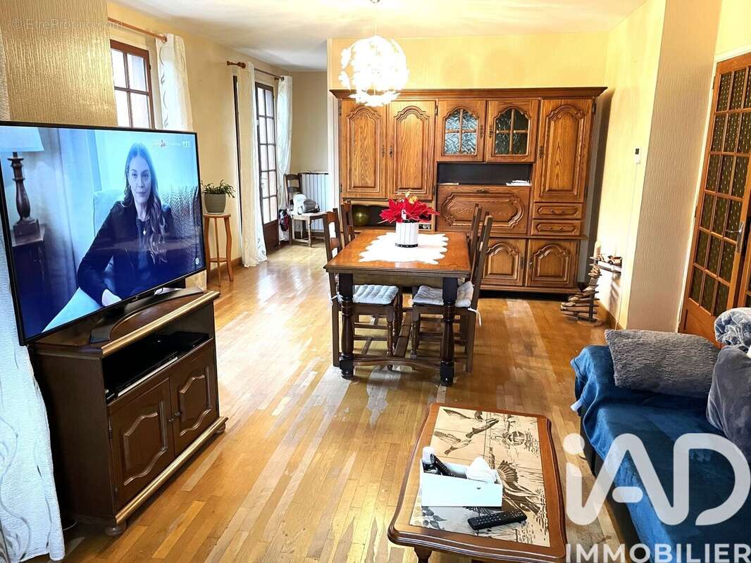 Photo 8 - Maison à SAINT-ELOY-LES-MINES