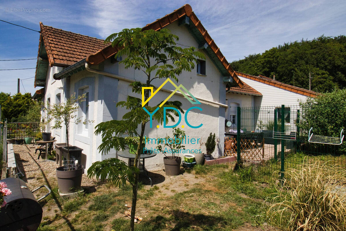 Maison à LE TRAIT