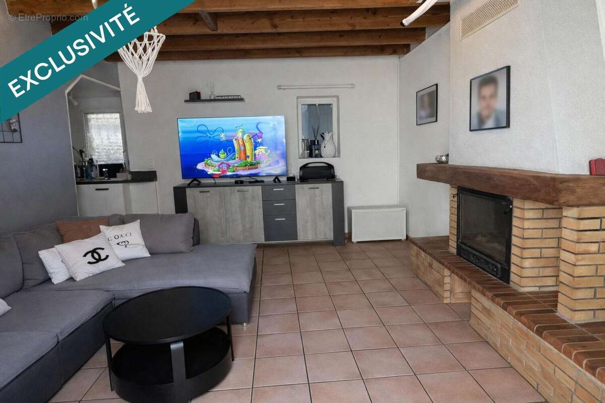 Photo 2 - Maison à CASTRES