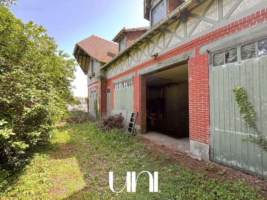 Maison 400 m² à Saint-Pierre-Sur-Dives  - photo 44