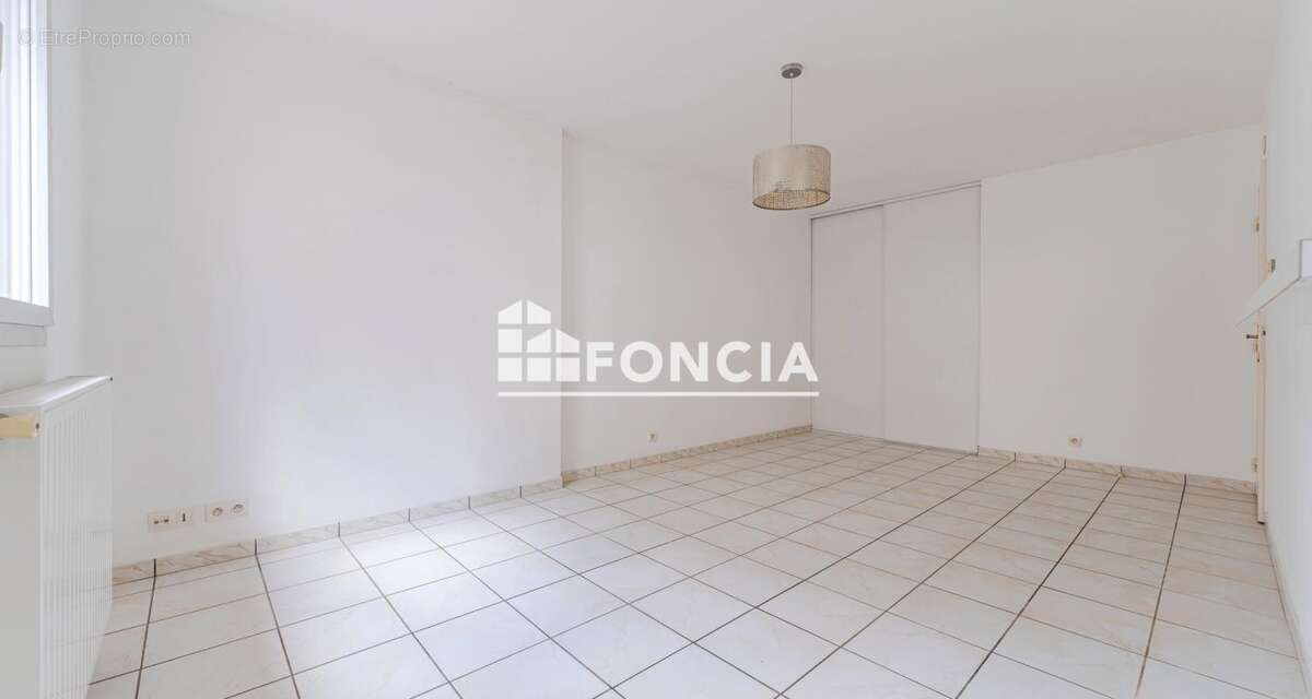 Appartement à LA RICHE