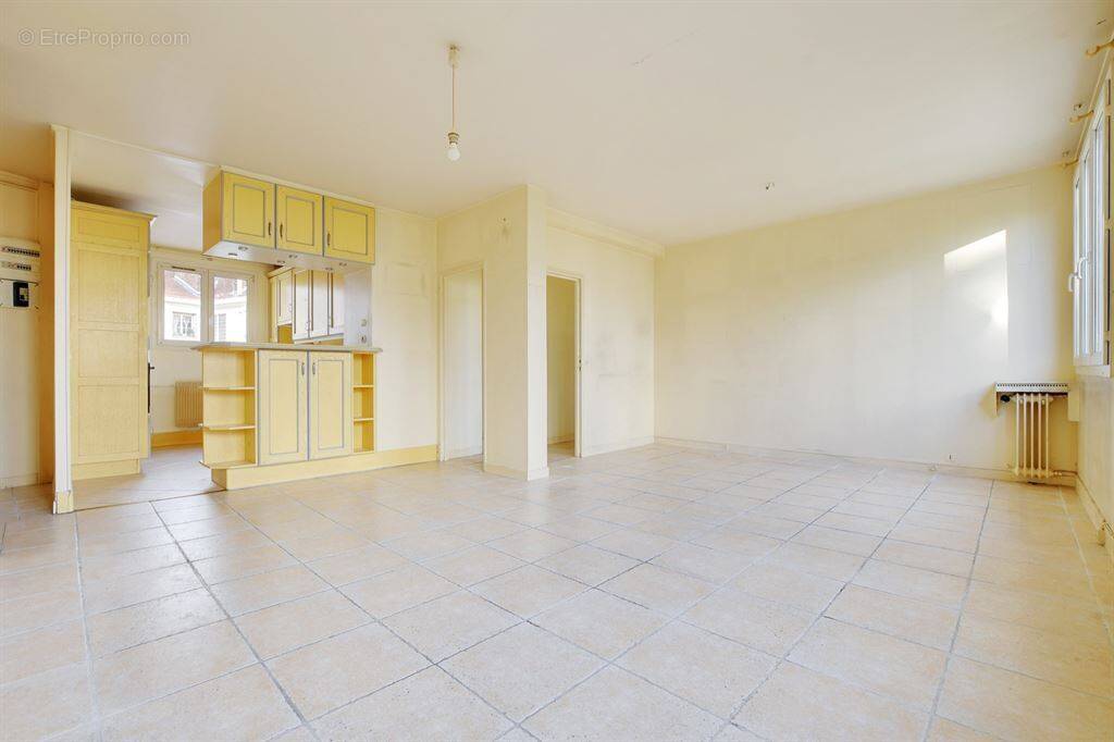 Appartement à PARIS-20E