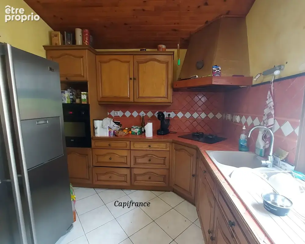 Maison familiale avec grand terrain, piscine – Saint-Martin-la-Plaine - photo 9