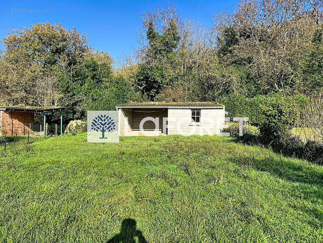 Maison à SAINT-LOUP-LAMAIRE