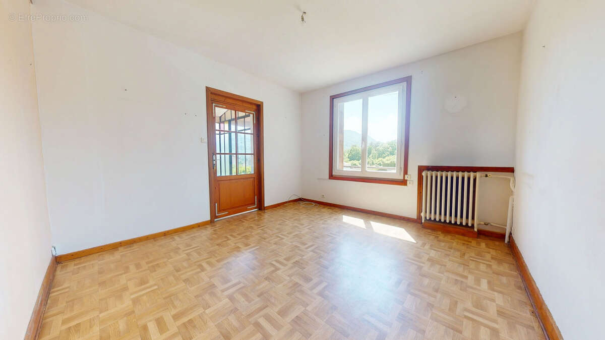 Maison à RETOURNAC
