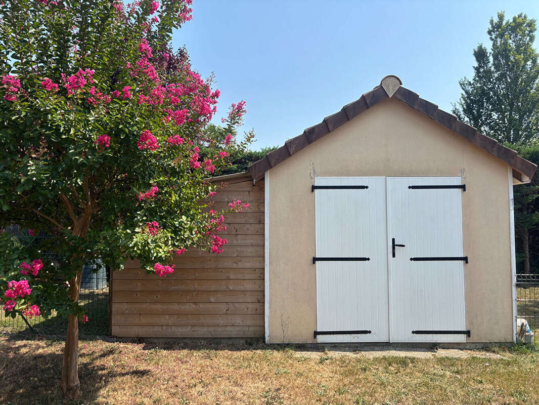 Maison Lescar 5 pièce(s) 135 m2 sur 700m² - photo 11