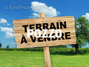 Terrain à BREVILLE-SUR-MER