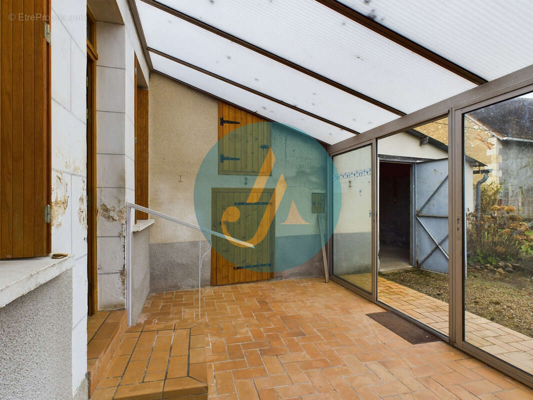 Maison de village polyvalente à Arquian : résidence principale, secondaire ou investissement locatif - photo 14