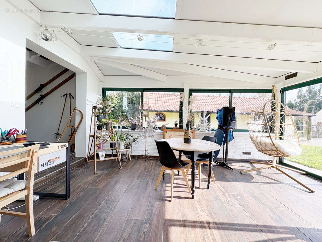 Maison à LONGUEVILLE