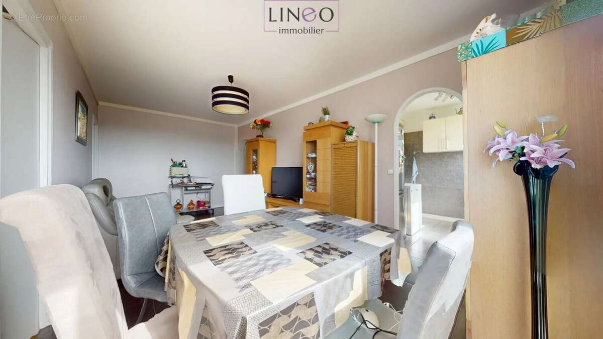 Appartement à THIAIS