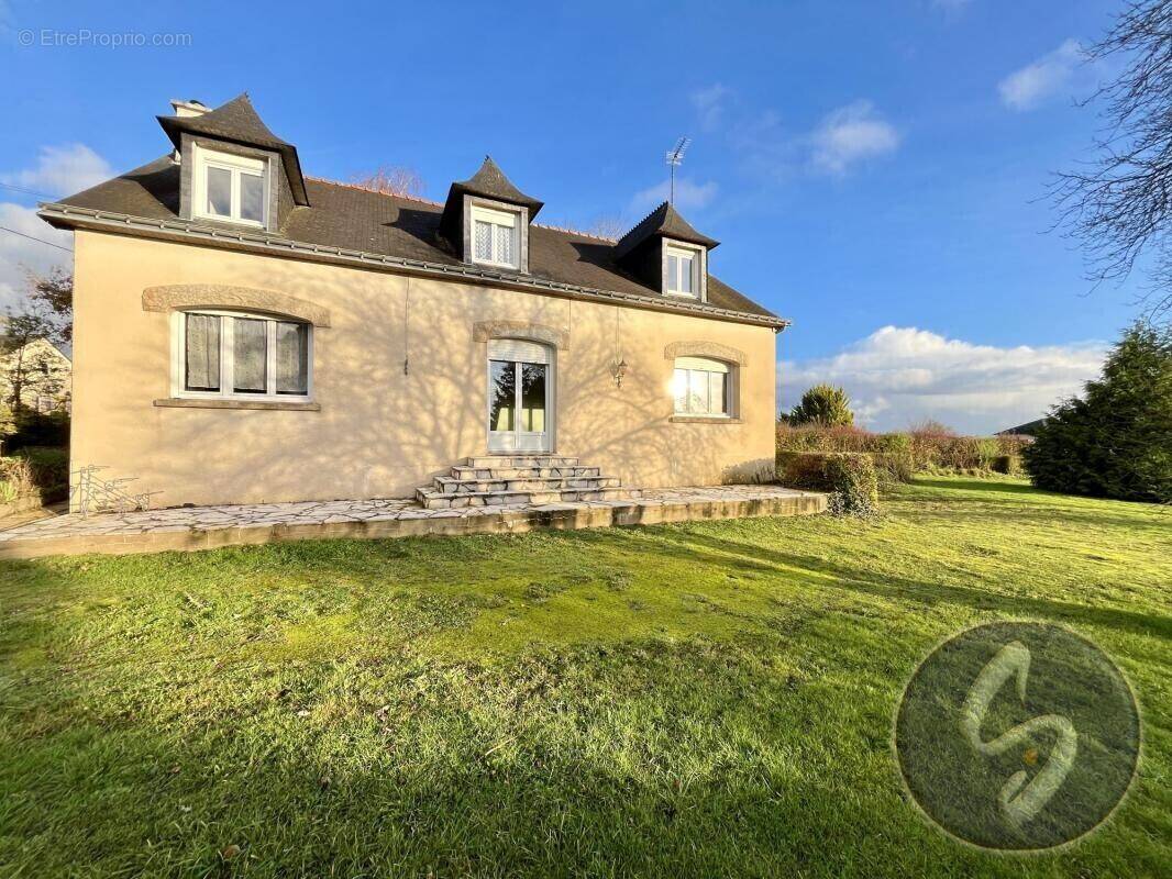 Maison à SAINT-MARCEL