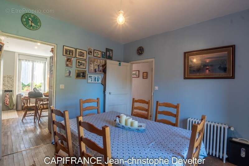 Maison à MAYENNE