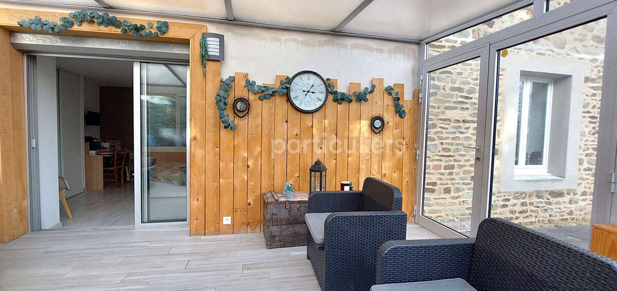 Maison à DRAGEY-RONTHON