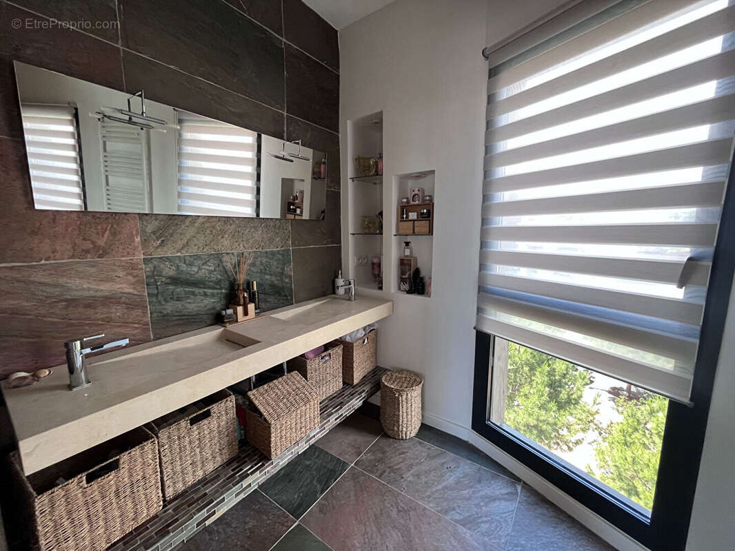 Appartement sur toit d'exception sur 2 niveaux - photo 11