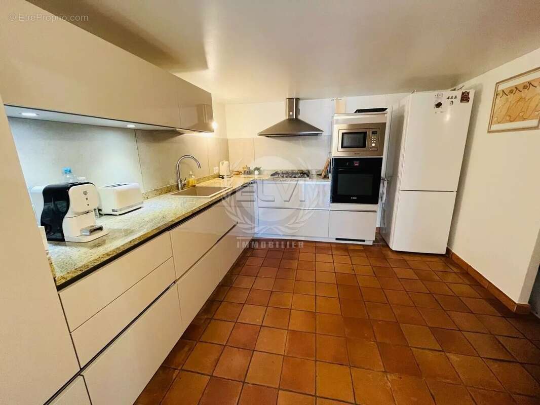 Maison à PLAN-DE-LA-TOUR