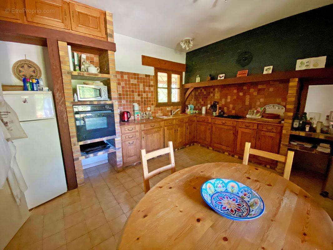 Maison périgourdine à Cadouin - photo 8