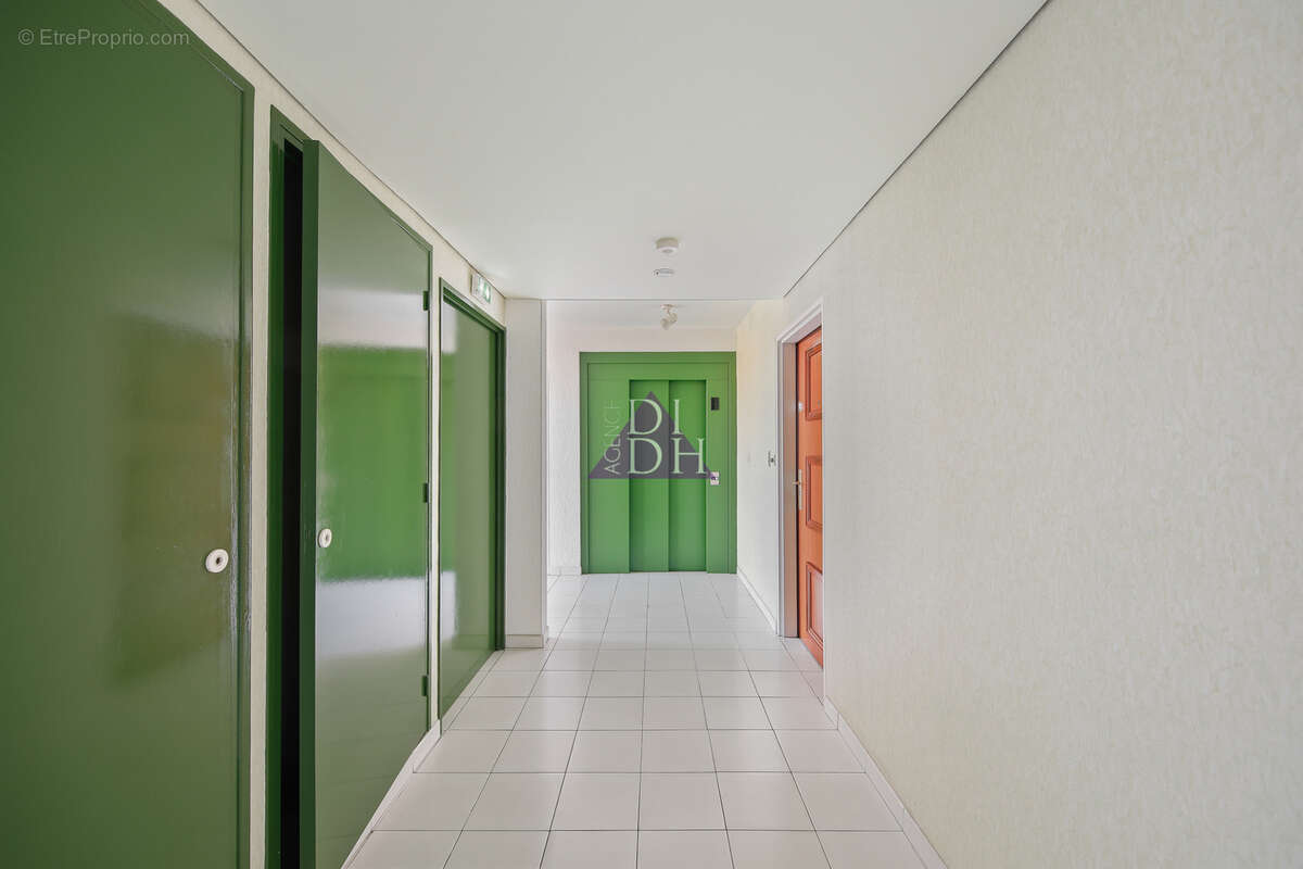 Appartement à HYERES