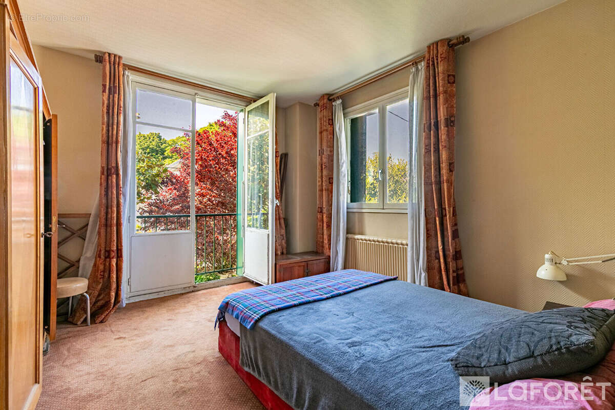 Maison à LE KREMLIN-BICETRE