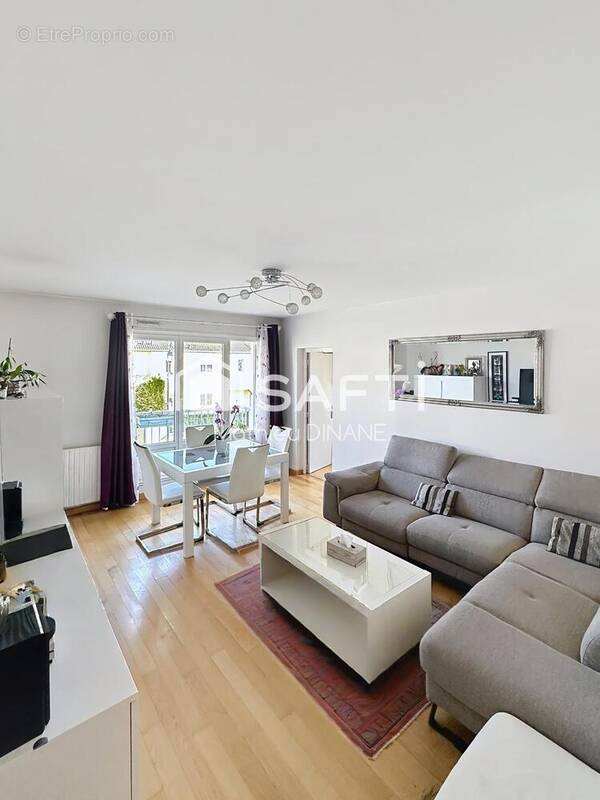 Photo 1 - Appartement à MAGNY-LES-HAMEAUX