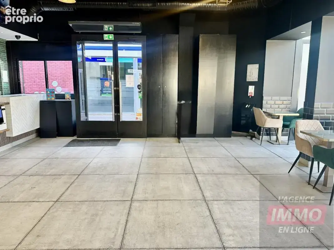 Commerce 194 m² à vendre à Cergy (95000) - photo 3