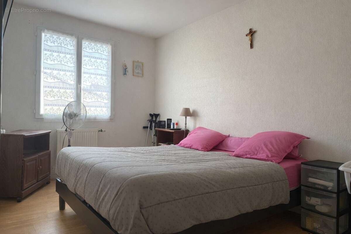 Maison à GOND-PONTOUVRE