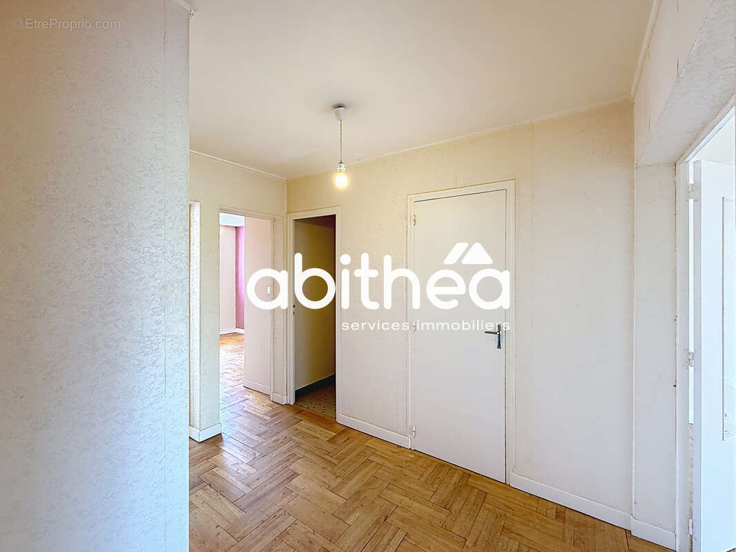 Appartement T2 avec balcon - photo 9