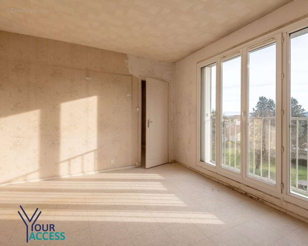 Appartement à GRIGNY