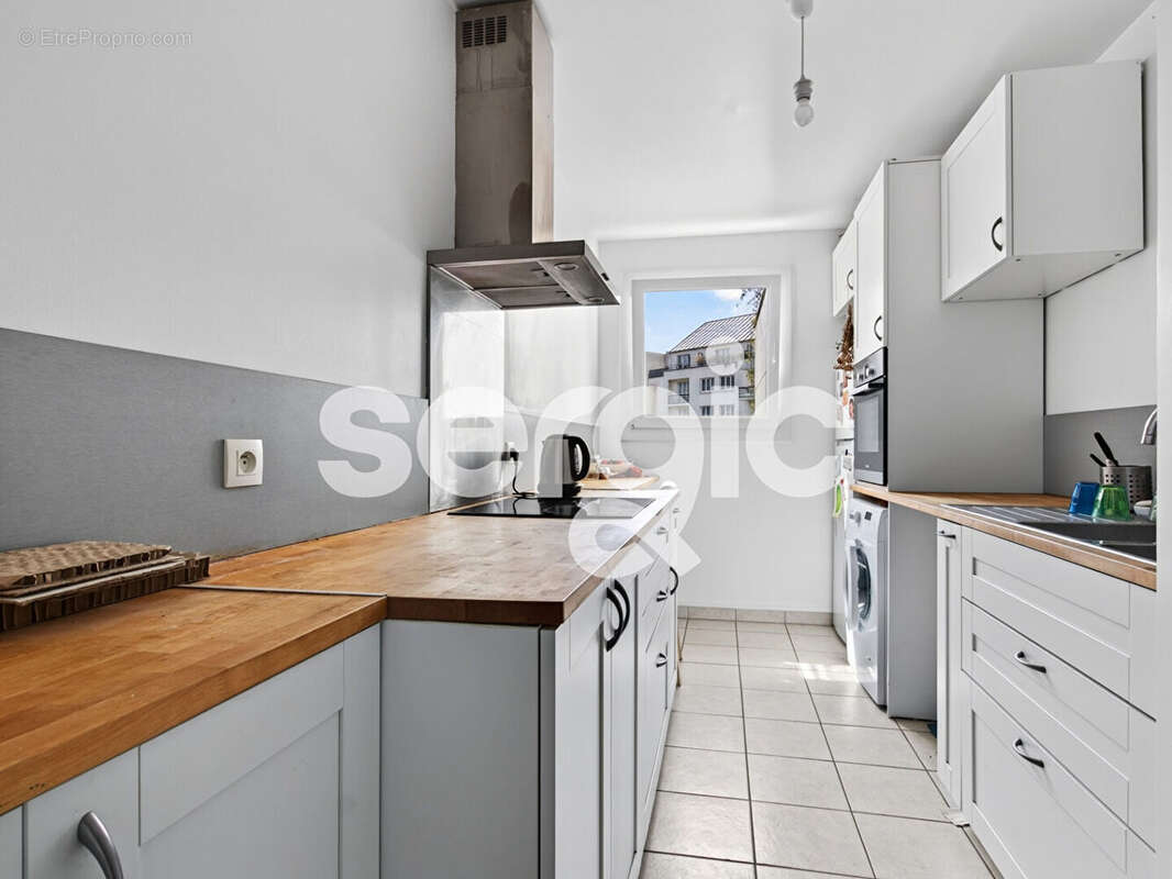 Issy-les-moulineaux - val-de-seine - t3 67.53m² + balcons - cave et parking - libre d'occupation - photo 6