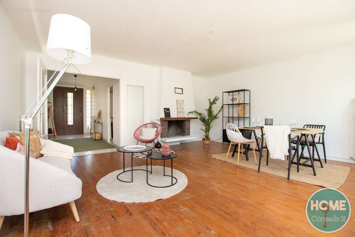 Maison avec jardin et garage - photo 2