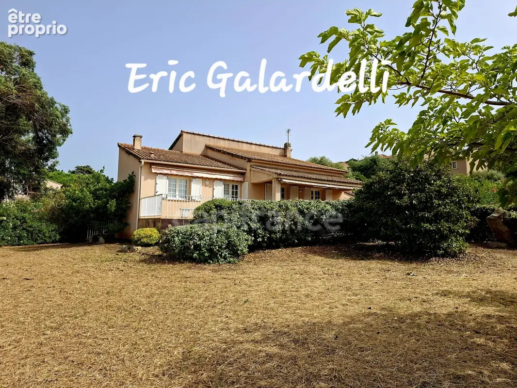Maison à vendre  : Villa d'exception de 161 m², 6 pièces avec vue mer et potentiel constructible à  PROPRIANO (20) - photo 6